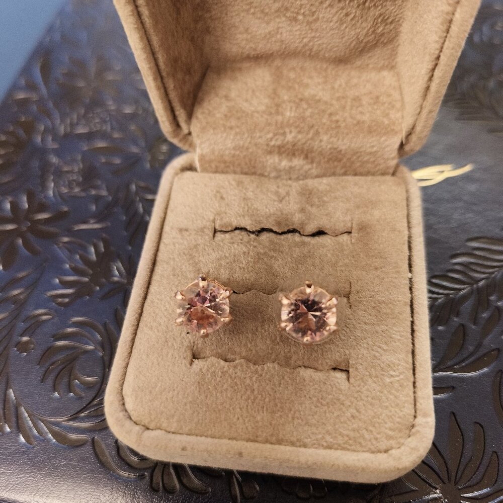 *JTV Sold out* 1ct each Peachy Morganite Halo Simulate Earrings